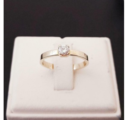 Ring ~ Gouden 14 karaats Soliter Ring met 1 Diamant