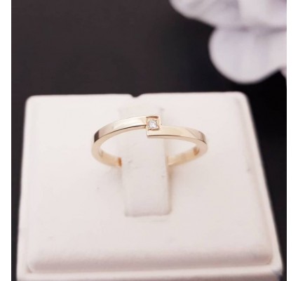 Ring ~ Gouden 14 karaats Ring met Diamant 