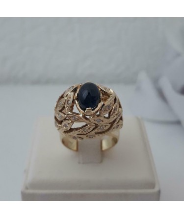 Ring ~ MERCIER Gouden 14 karaats ring met Saffier en diamant