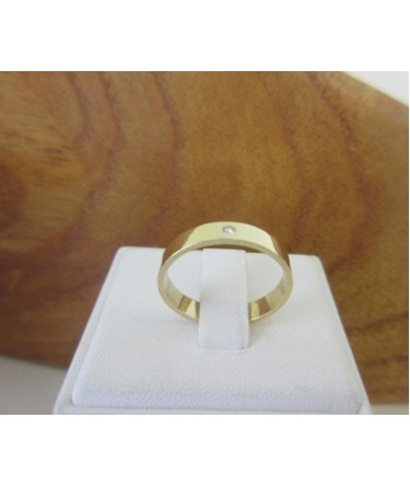 Ring ~ Gouden 14 karaats klassieke gladde Ring met 1 Diamant